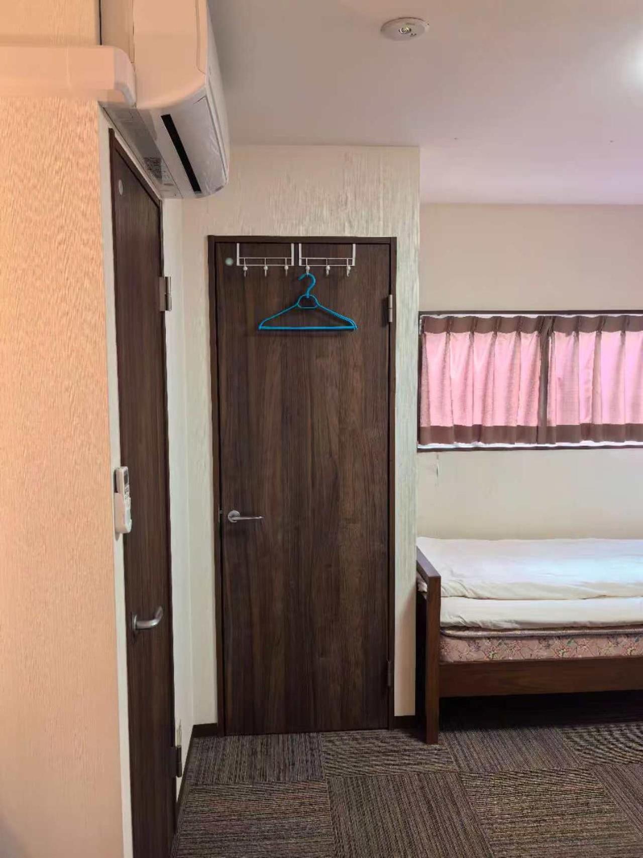 Wisma tamu ホステル今鶴 四人部屋 302号室 *